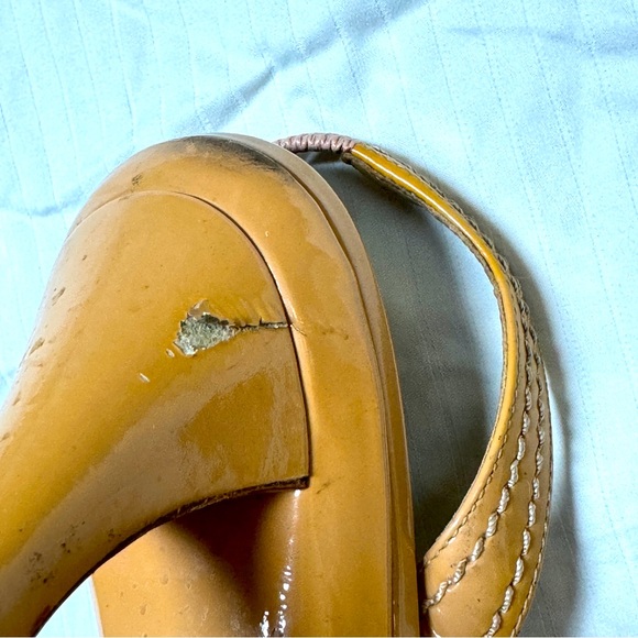 Valentino Bow Accent Slingback Sandals - Picture 10 of 16